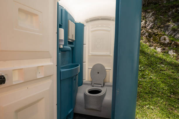 Portable Toilet Options We Offer in Tucumcari, NM